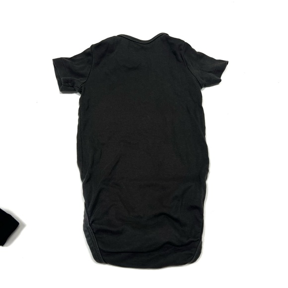 Kids Onsie & Shirt Bundle Sz 12 - 18 Mo - Picture 6 of 16